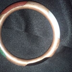 Elegant 14 K Gold Onix And Multicolor Jade Bangle Bracelet